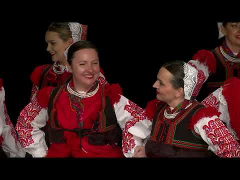 KUD  „DUČEC“ - NA KRAJ SELA KOLO IGRA