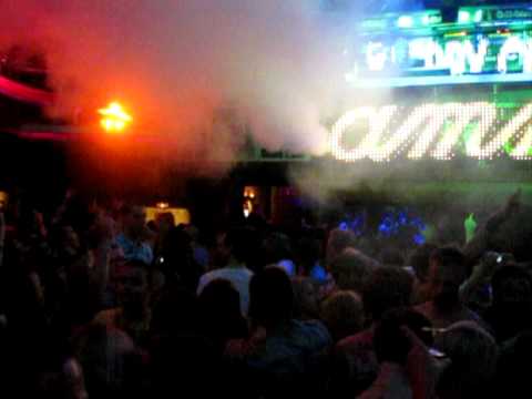 Ferry Corsten:The Airstatic - Worldwide (Anton Firtich Remix) @ CREAM Amnesia Ibiza 19.08.2010