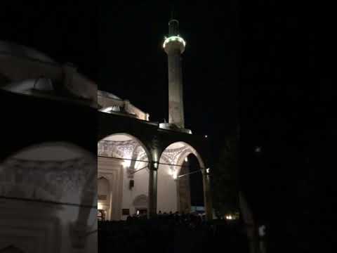 Namazi i nates Xhamia e madhe Prishtine