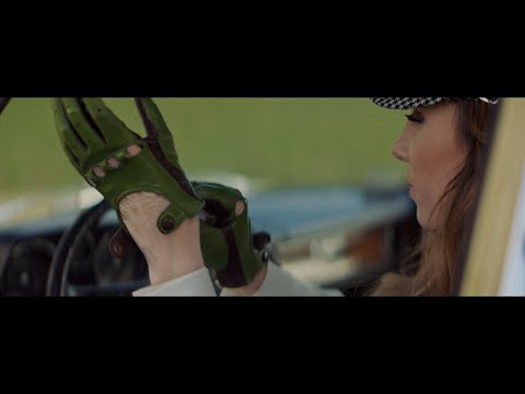 Rúzsa Magdolna - Elmegyek (Official Music Video)