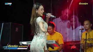 Download lagu BIAR GENDUT TETAP AKU SUKA DIFARINA INDRA mp3
