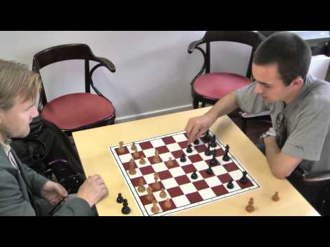 SuomenCup11082012 1410 Yrjö Rantanen Alexey Sofiev analyysiä