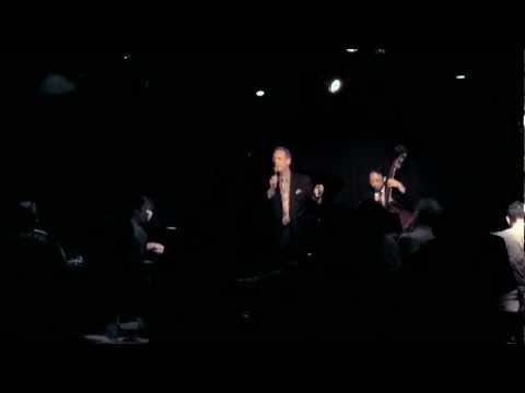 Kurt Reichenbach sings The Christmas Waltz (HD version)