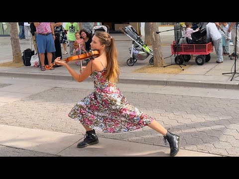 She Played 'Historia De Un Amor'… and the Crowd Froze 🎻❤️