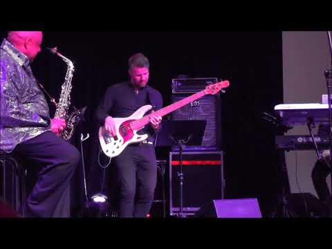 Andy Tolman Bass Solo on Winelight