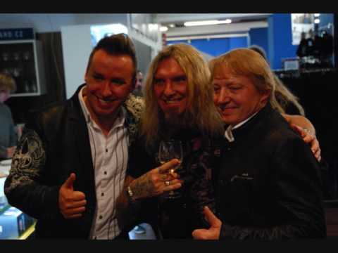 DUO JAMAHA -STÁRNE KAŽDÝ Z NÁS