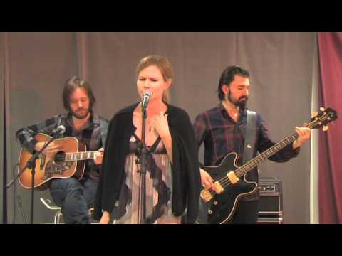 A Camp live på SvD.se - Love has left the room