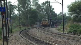 preview picture of video 'IRFCA - ASN WAG-5 #23635 CURVES WITH BTP RAKES IN TOW'