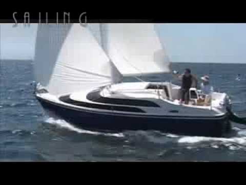 The MacGregor 26M Power Sailboat