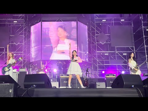 QWER 진해 체리블라썸뮤직페스티벌 4인 FULL 직캠 4k 260405 by reBirth