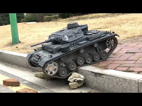 1/6 scale Panzer III and 1/6 scale Tiger I outdoor running
