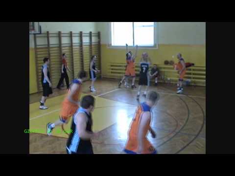 Liga Okręgowa Koszykówki 2010/2011 GZOKSTiP Konopiska - OSiR Kłobuck 2 kwarta
