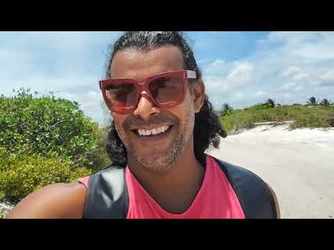 Praia de Landirana / Camaçari. / BA.