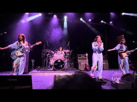 QWER ‘#QWER’ Rockation live in Brooklyn New York 큐더블유이알 251031 4K