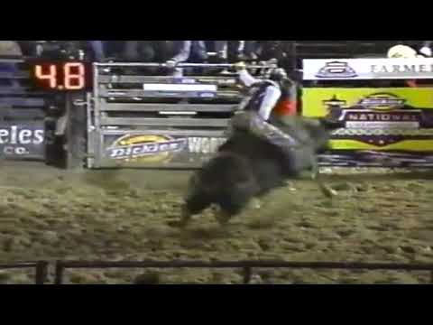Scene of the Crash bucks Sean Willingham - 05 PBR Cheyenne