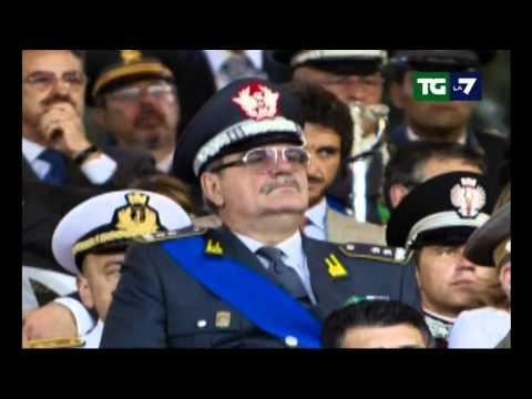 Tg La7 - Edizione delle ore 13.30 del 14/07/2011