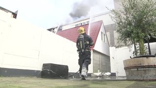 preview picture of video 'Grote brand verwoest studentenhuis in Eindhoven'