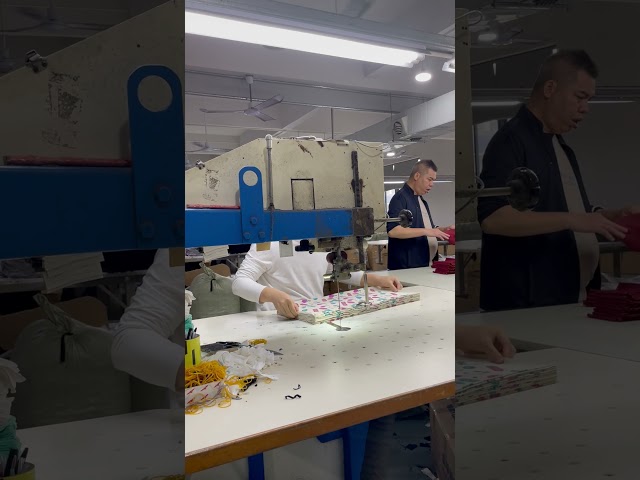 Vídeo relacionado con Oliaekd Costura Suave de la Lactancia de Sujetador Maternal 4 Pack