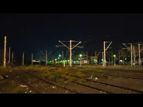 Tren Interegio 1755  pleaca din gara Ploiesti Sud spre Suceava