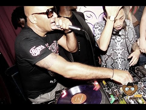 ROCKSTARZZ Ft. Bo Boom (a.k.a. DJ BO) & Andre (Trap remix by Antone Montana)