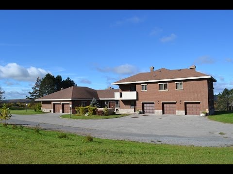 1970 Foxboro Stirling Rd - $799,999