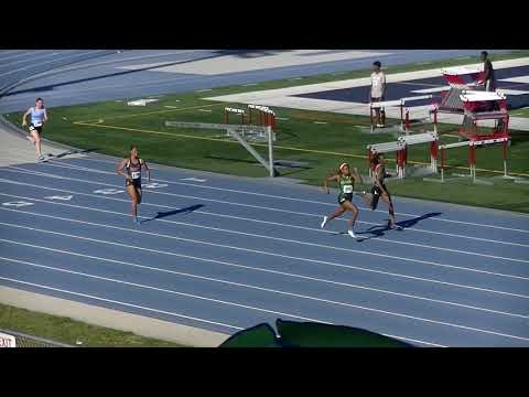 Girls 200 Meter Dash Heat 3 Prelim Sam Burley Hall of Fame - 3/2/2019