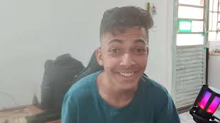 NÃO BANQUE O HERÓI