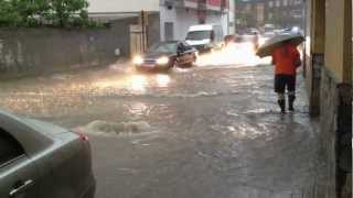 preview picture of video 'Calle Quevedo de Bembibre inundada'