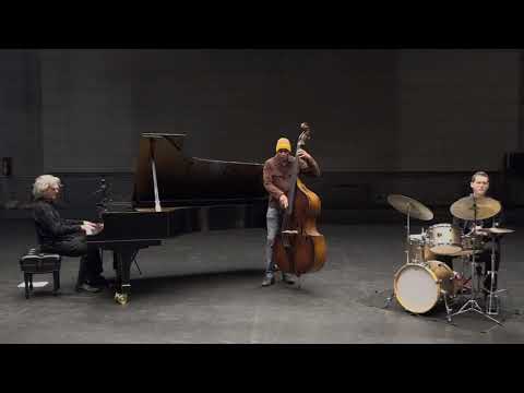 Pete Malinverni Trio - Good Question