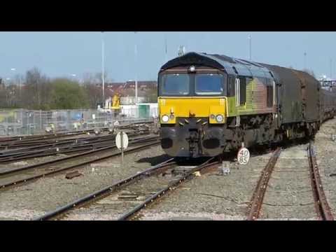 6V13 & 6V62 at Swindon