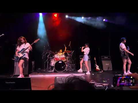 QWER ‘Make Our Highlight’ encore Rockation live in Brooklyn New York 큐더블유이알 251031 4K