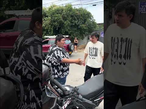 Se ganó la lotería 💸 #bazukoman #humor #comedia #shortviral