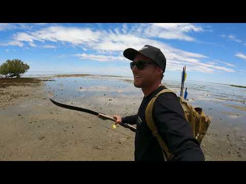 Bow n Arrow - GIANT MUD CRAB - Catch and Cook