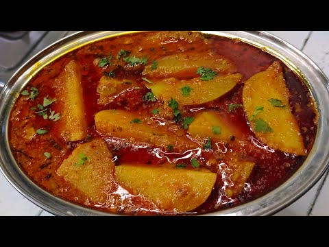 Batata Rassa Bhaji (Malvani Style Potato Curry)