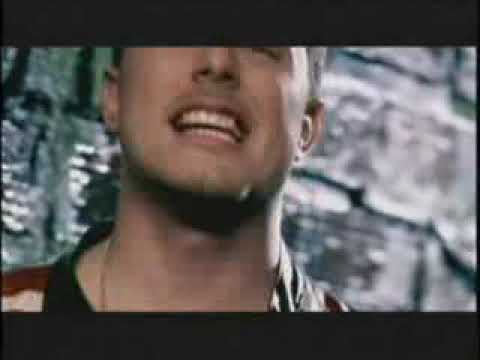 punto y coma magnate y valentino