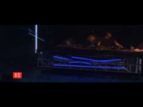 HARDWELL saying a typically Mexican word.