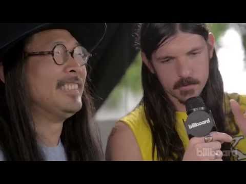 The Avett Brothers play ‘How Well Do You Know Your Band Mates’ @ Lollapalooza 2014