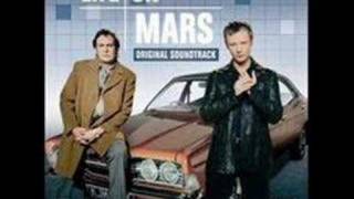 LOM soundtrack - Free - Little bit of Love