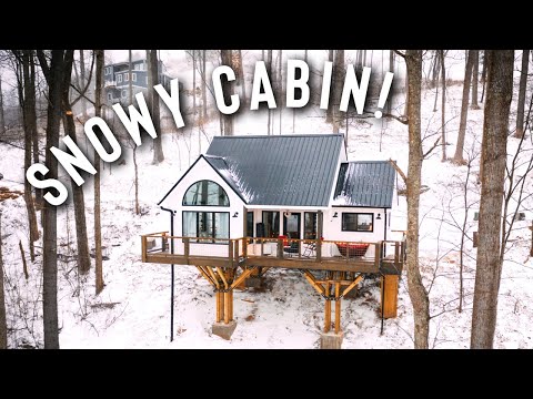 *Snowy* FARMHOUSE TREEHOUSE CABIN AIRBNB FULL TOUR! | Mountain Treehouse!