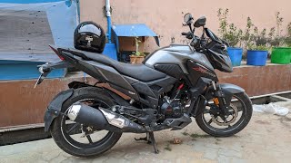 Honda X Blade Frozen Silver ABS Overview