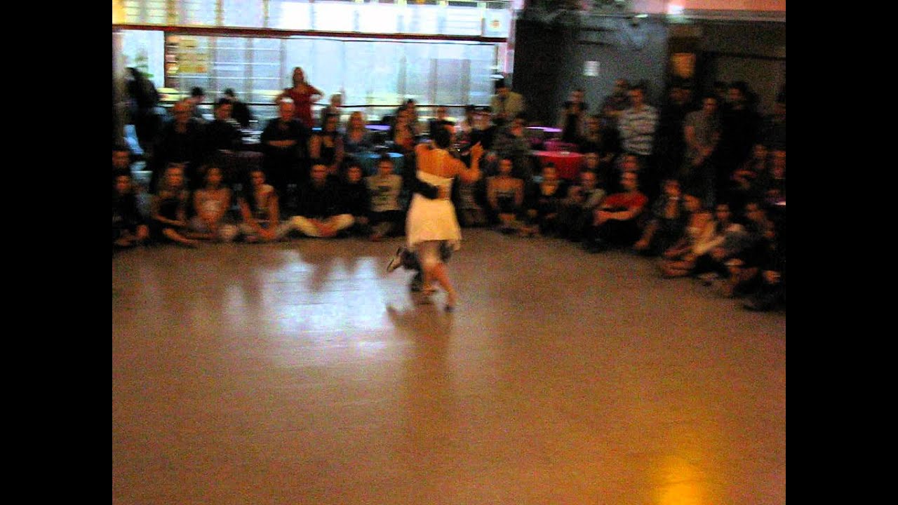 ALEJANDRO LARENAS  y MARISOL MORALES en ¡Viva la Pepa! milonga (domingos en Malcolm) 4/4