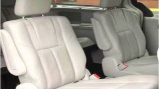 preview picture of video '2011 Chrysler Town & Country Used Cars Tampa FL'