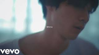 Download lagu SHE'S-white mp3 mp3
