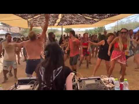 True underground vibe! 🕉 Tomocomo at Hagigoa party !srael last weekend