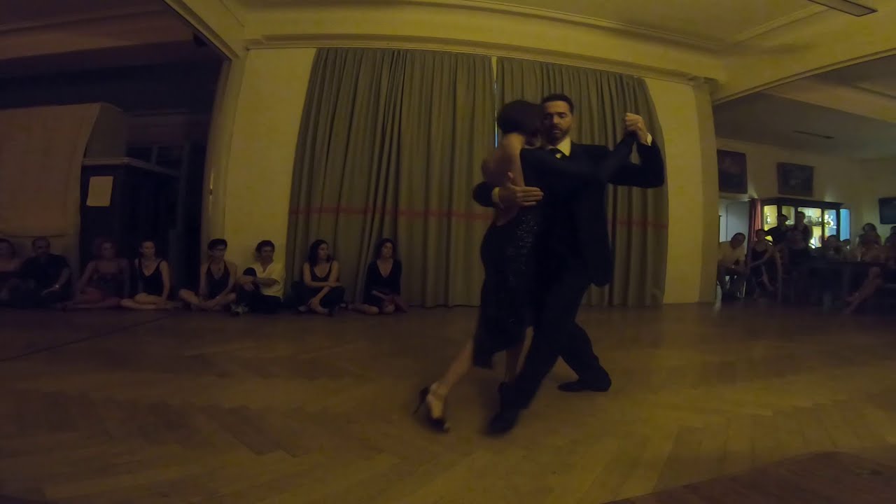 Gustavo Rosas. Tango con Gisela Natoli en Tango Geneve.Ginebra.Julio 2019.Suiza.