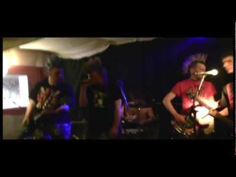 Bermudskéj Kvádr - Bermudskéj Kvádr - Emo,Vepřový držky (P.U.L.P fest vol.1 BLANSKO