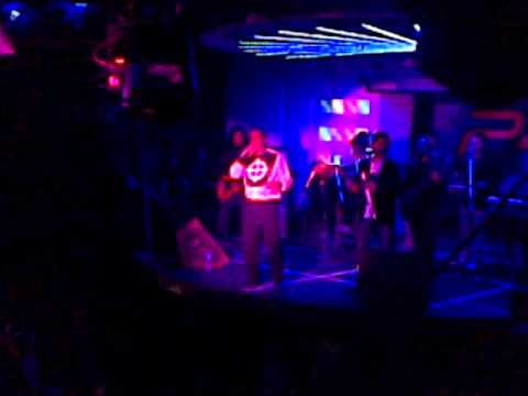 tocando con sebastian de poca plata en diversion 90 el 11 de oct 2015