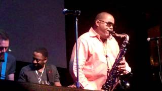 Najee Performs Sound For Sore Ears Live At Anthology