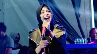 Download lagu Kotak - Tinggalkan Saja Live at Biznet Festival Tasikmalaya 2019. unofficial mp3