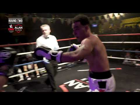 Round 12 - Fight 18 Craig Harris vs Kain Samuel